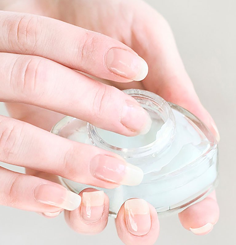 woman-gel-moisturizer_lg